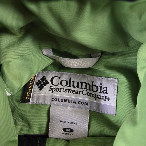 Columbia Green Titanium Faux Fur Lined Winter Snowboard Ski Jacket Size Medium - Picture 2 of 16